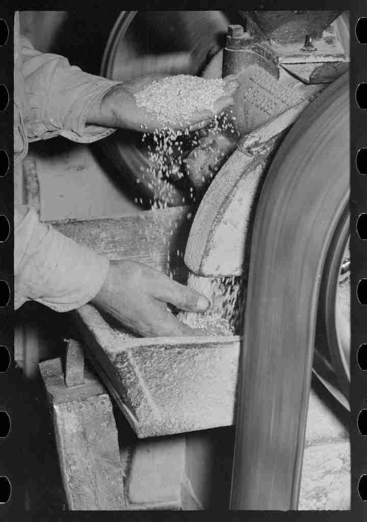 The Compact Solution: Unleashing the Power of the Combine Mini Rice Mill 1 Introduction: Revolutionizing Rice Milling with the Combine Mini Rice Mill