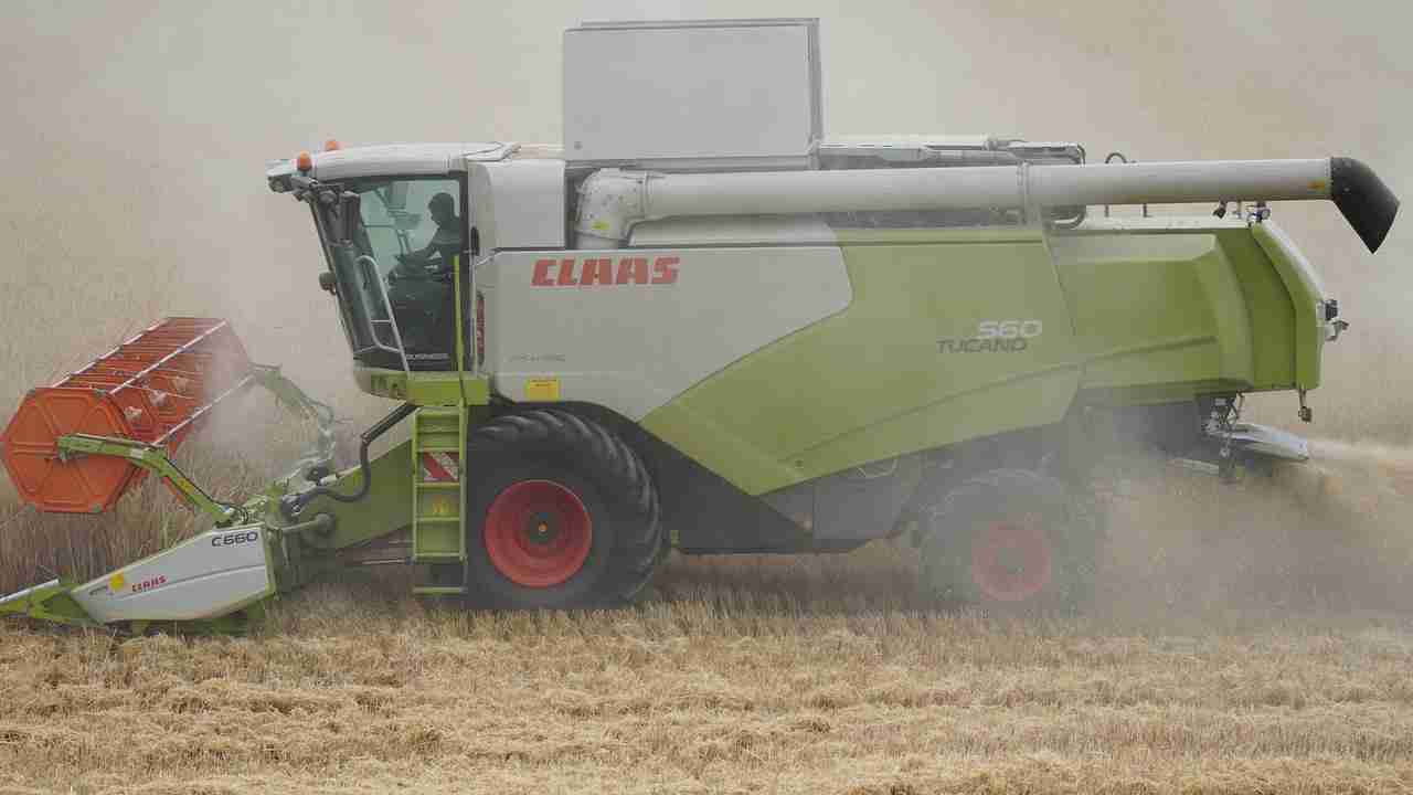 Cereal Processing: From Grain to Breakfast Bowl Delight 2 Essential Techniques in Cereal Manufacturing: Milling and Extrusion