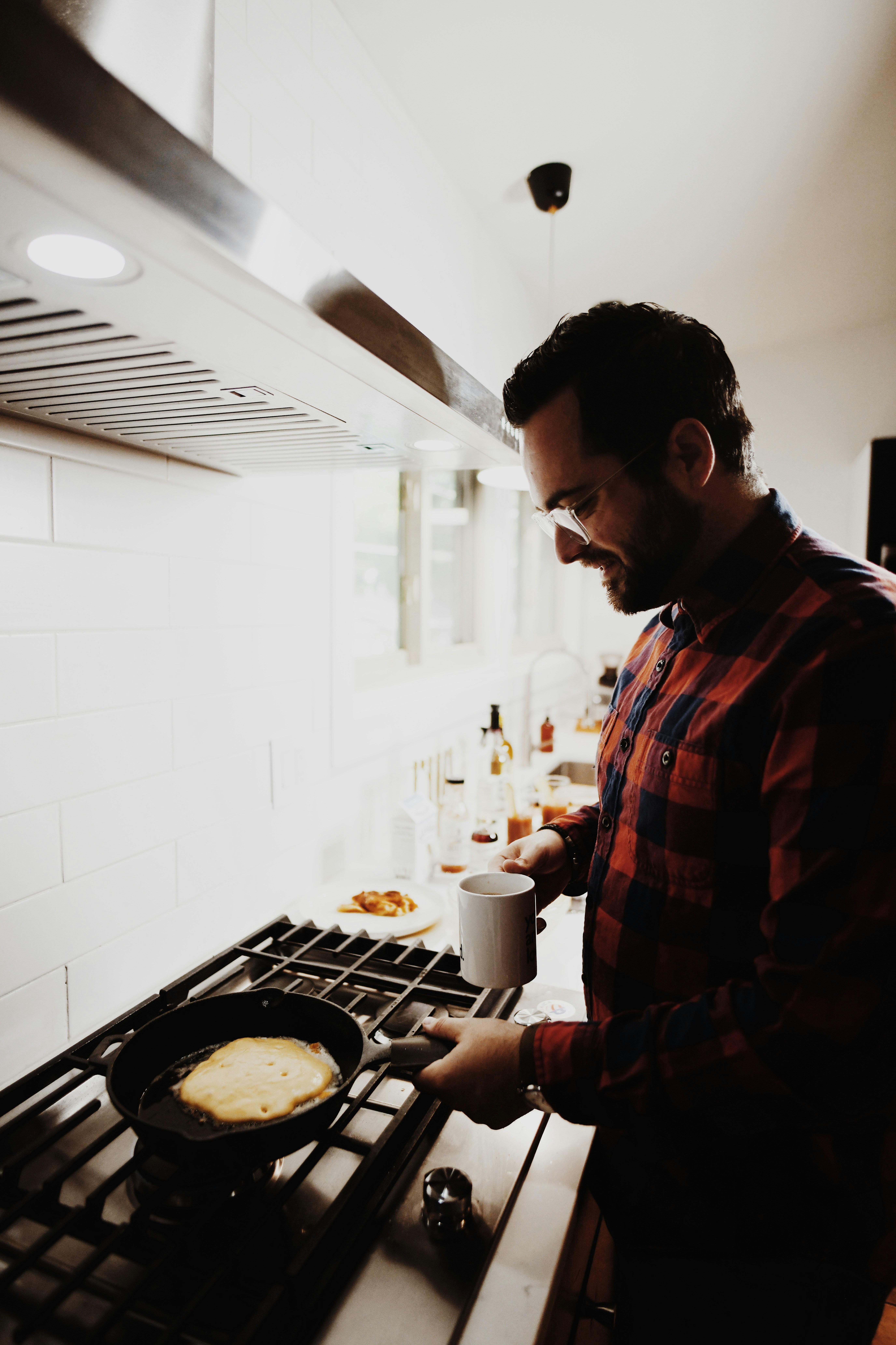 From Grain to Gold: The Journey of Mini Rice Polishers in Elevating Kitchen Skills and Empowering Lives 2 Navigating the Challenges: How Small Innovations Drive Big Changes in Household Cooking